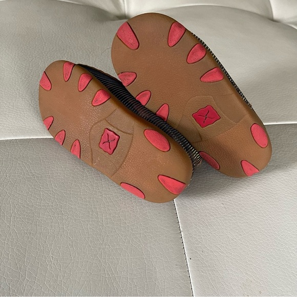 Twisted X toddler shoes size 8 shiny leopard print only worn for pictures - Picture 10 of 10